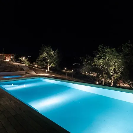 Szegzard - The 아파트호텔