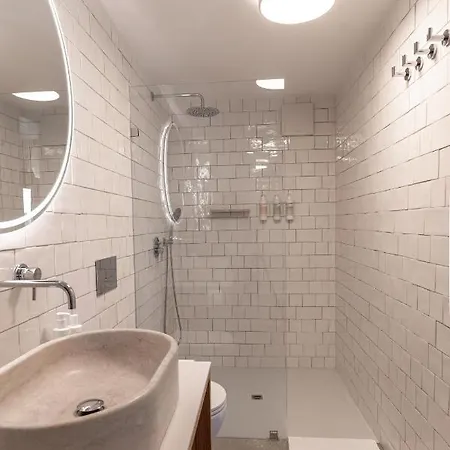 Szegzard - The 아파트호텔 4*