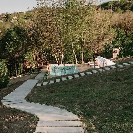 아파트호텔 Szegzard - The Szekszárd