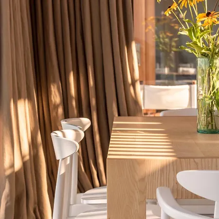 아파트호텔 Szegzard - The Szekszárd