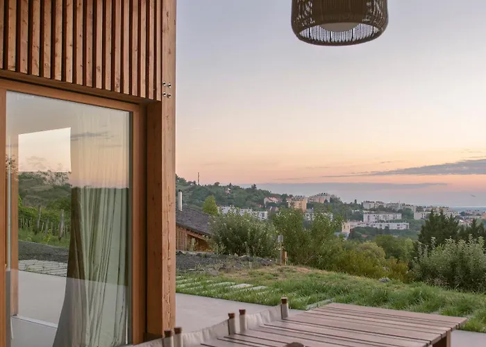 Aparthotel Szegzard - The